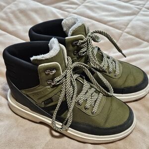 Kizik Slip On Booties